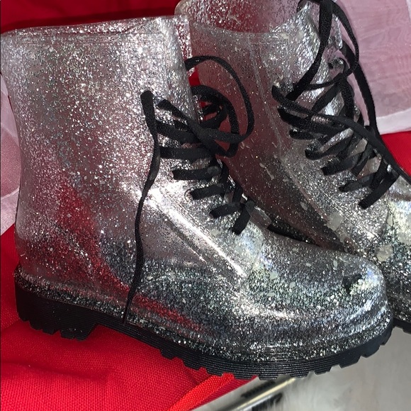 Clear Glitter booties - Picture 2 of 4